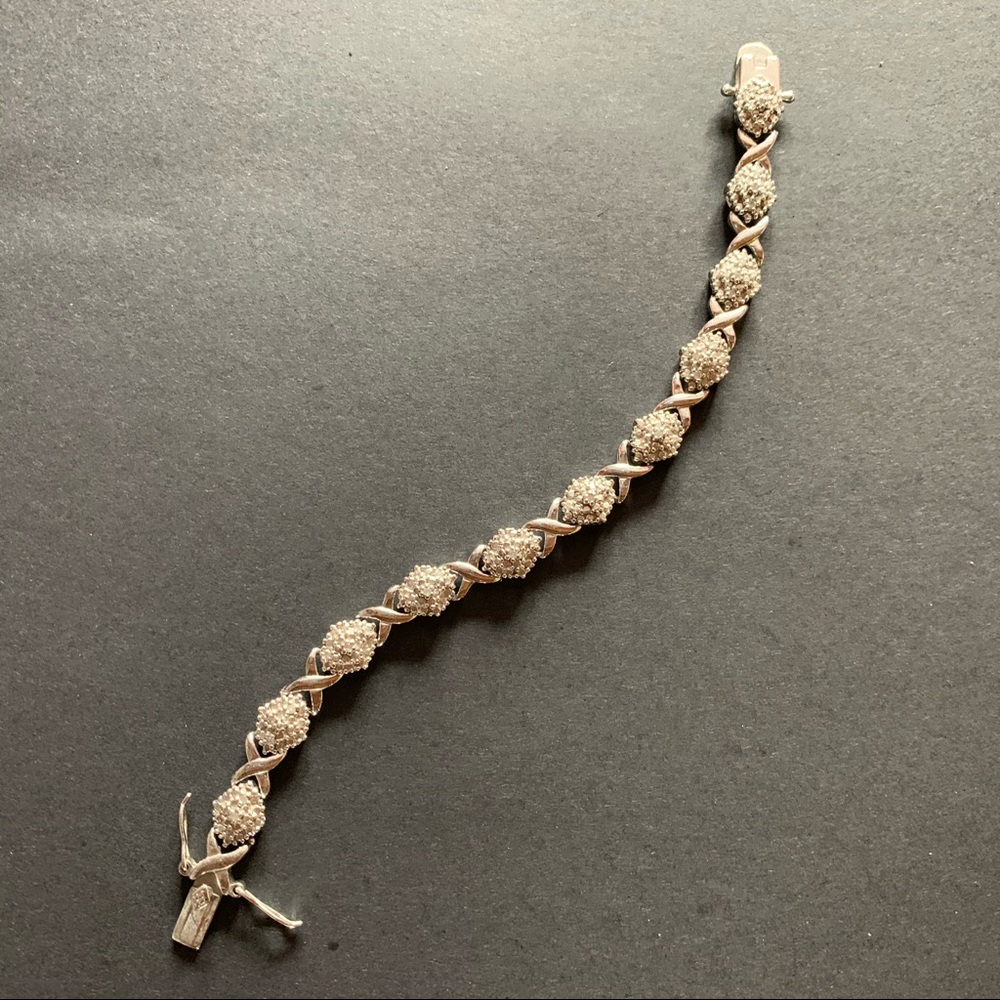 Silver XO bracelet